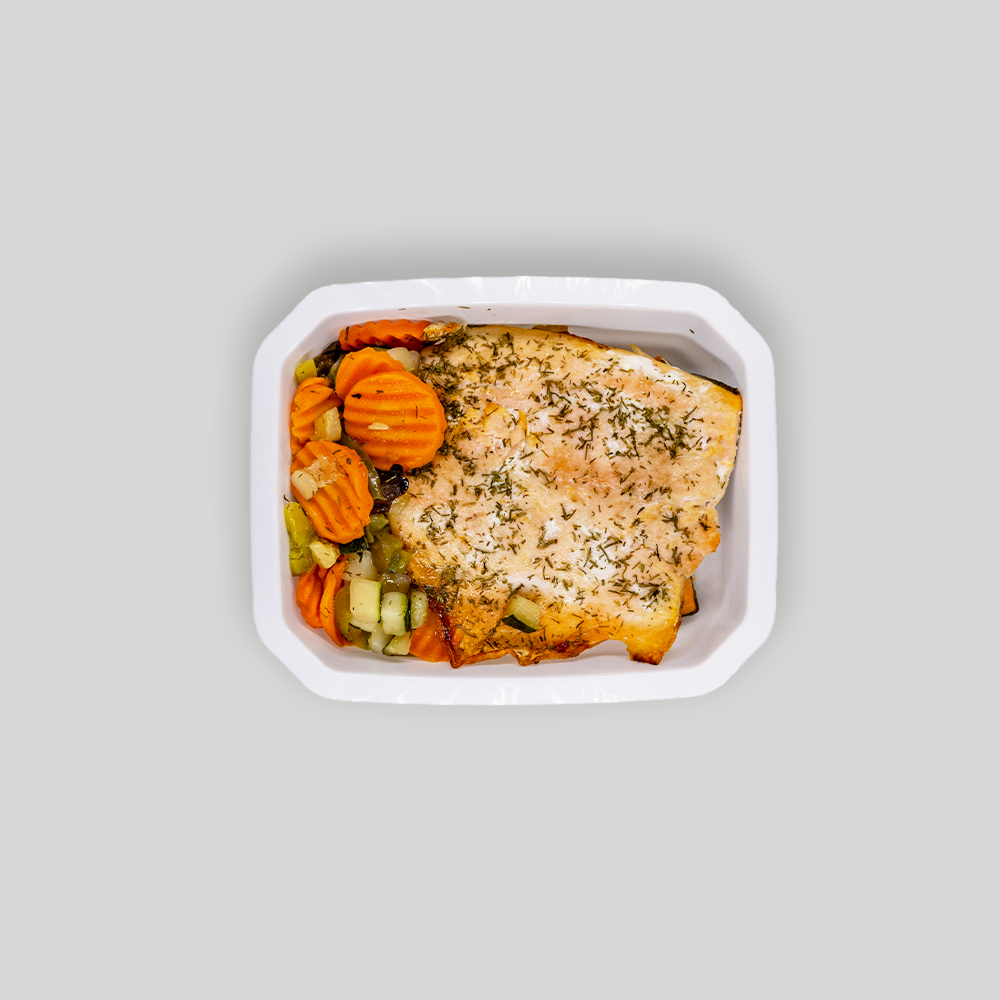 Salmón con verduras salteadas