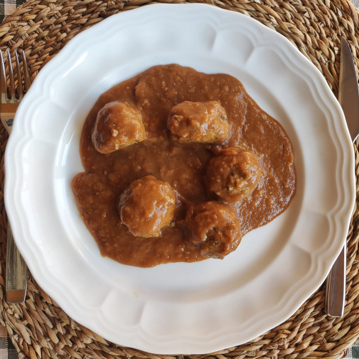 Albóndigas en salsa