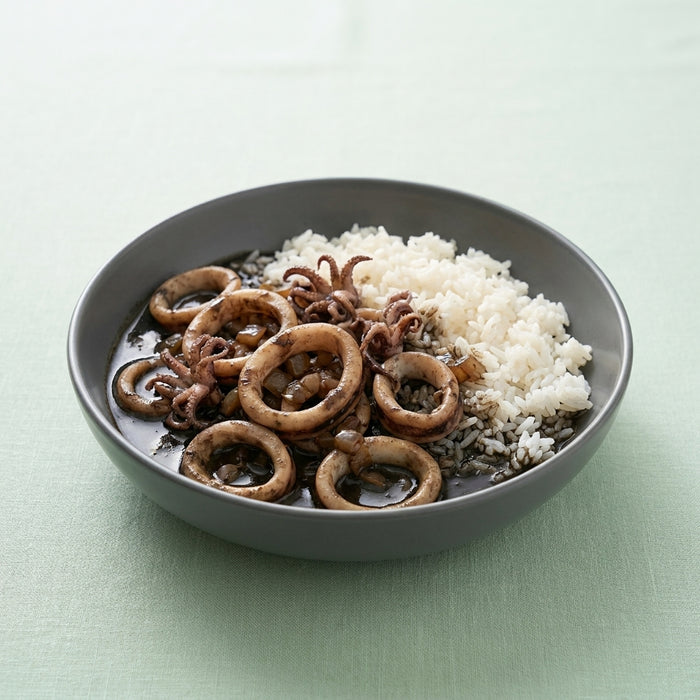Calamares en su tinta con arroz