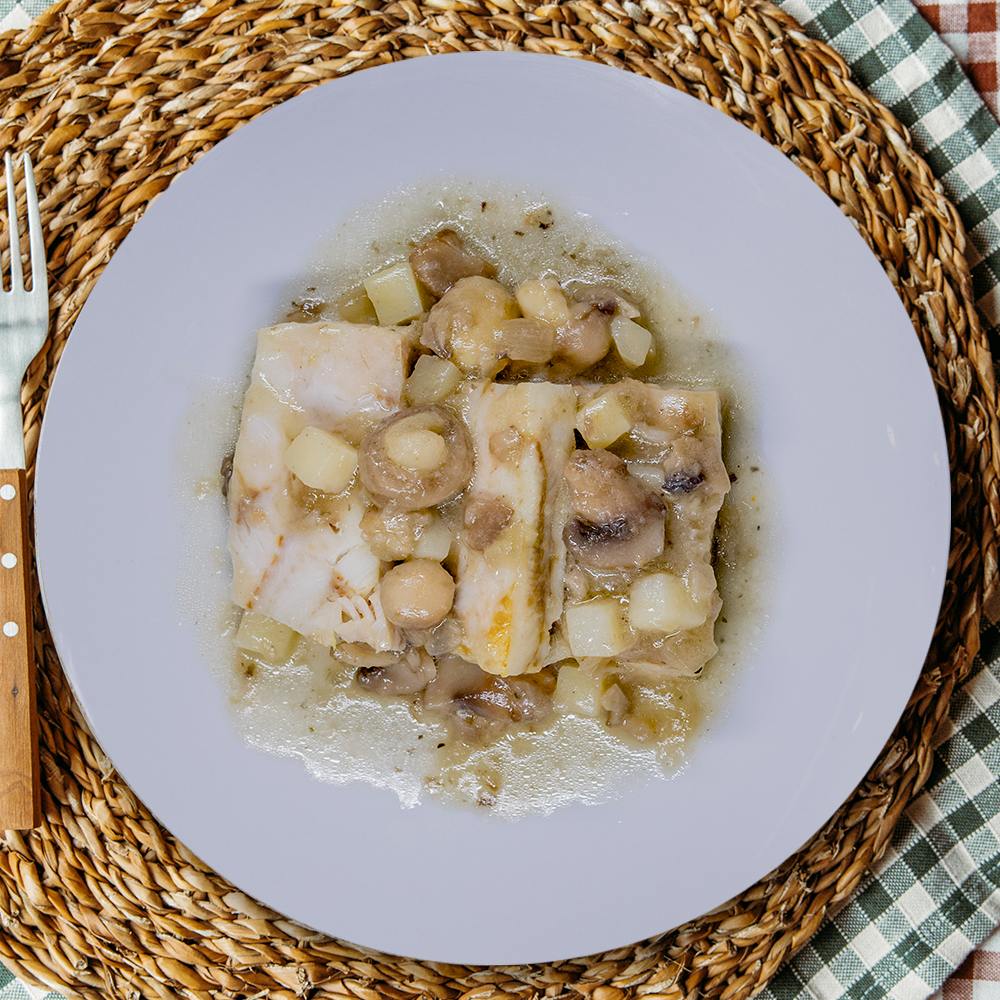 Abadejo en salsa de setas con patata