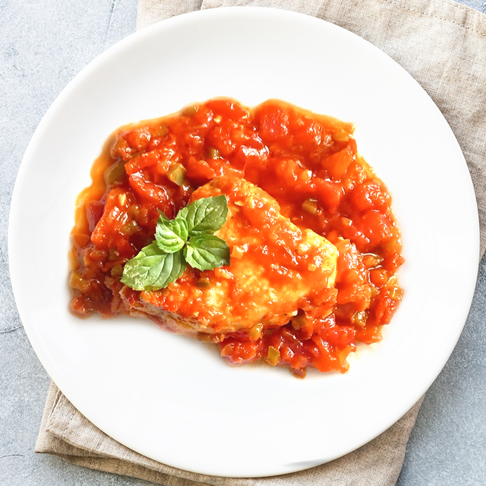 Bonito con tomate